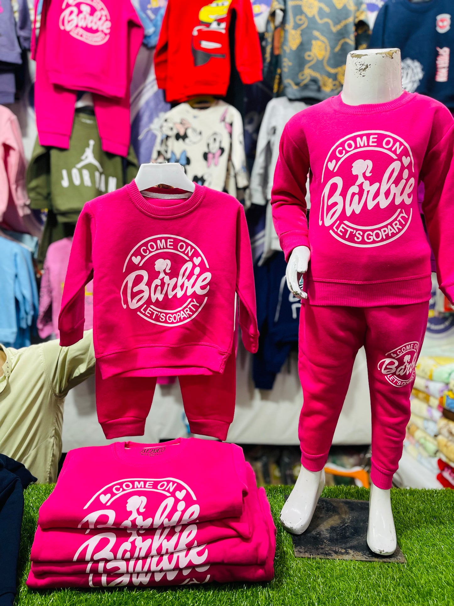 WINTER FLEECE TRACKSUIT(BARBIE)