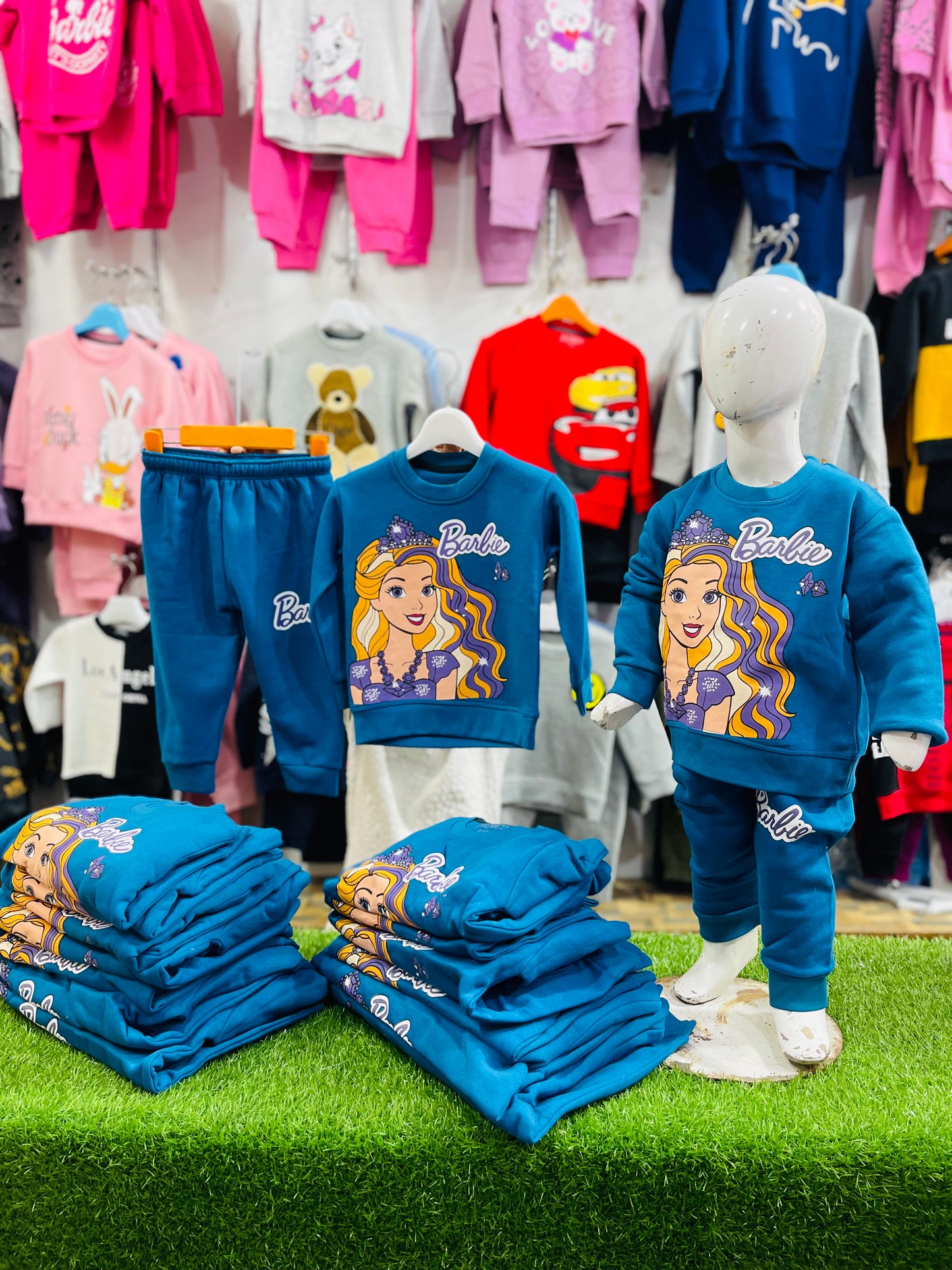 WINTER FLEECE TRACKSUIT(BARBIES)